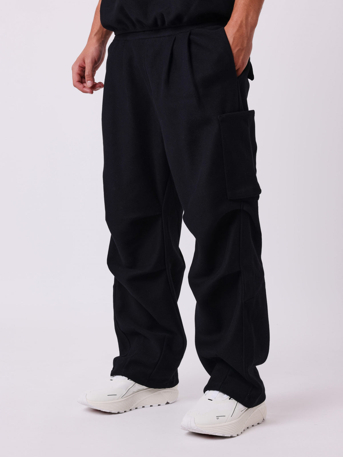 Cargo Ample Noir